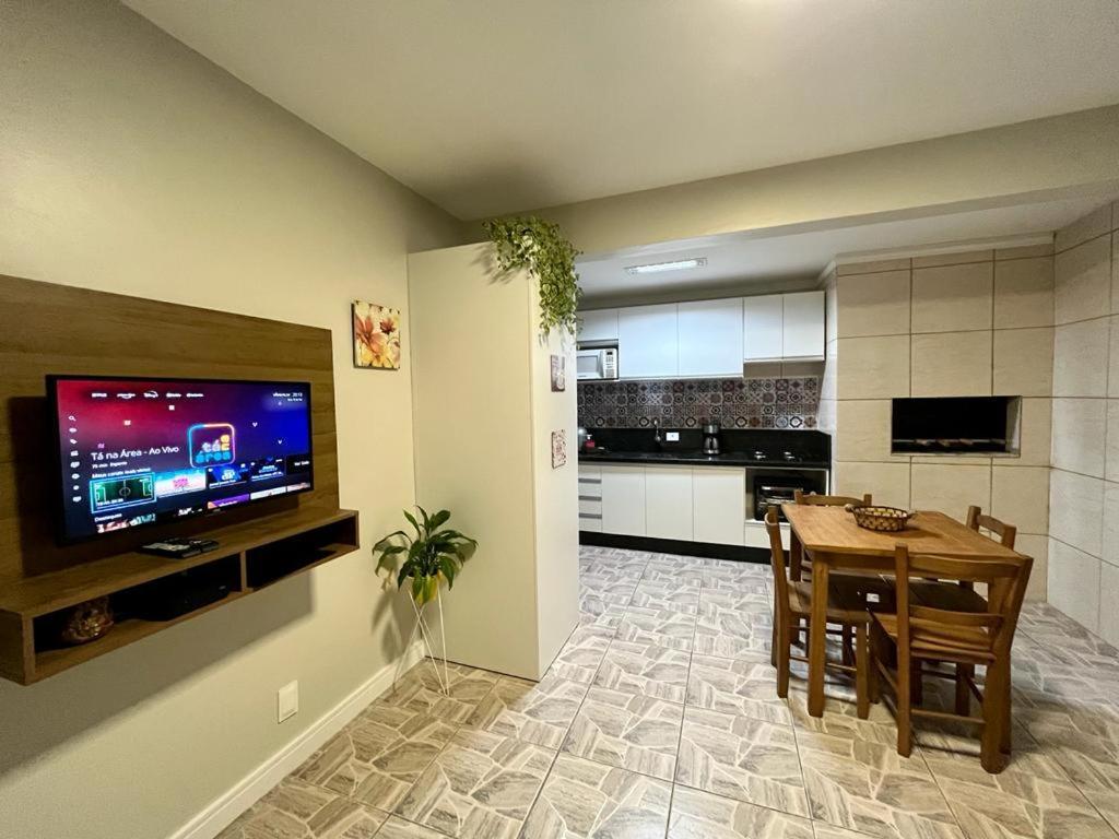 Residencial Bernardo, Meia Quadra Do Trapiche Florianópolis Екстериор снимка